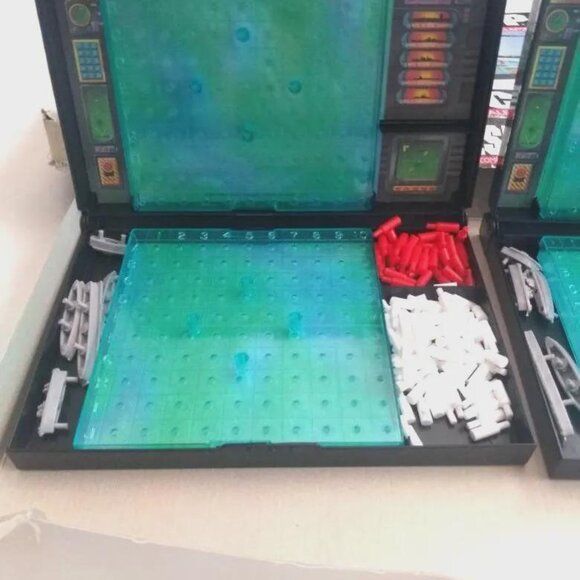 Battleship The Classic Naval Combat Game 1991 Vintage Antique by Milton Bradley - Picture 7 of 11